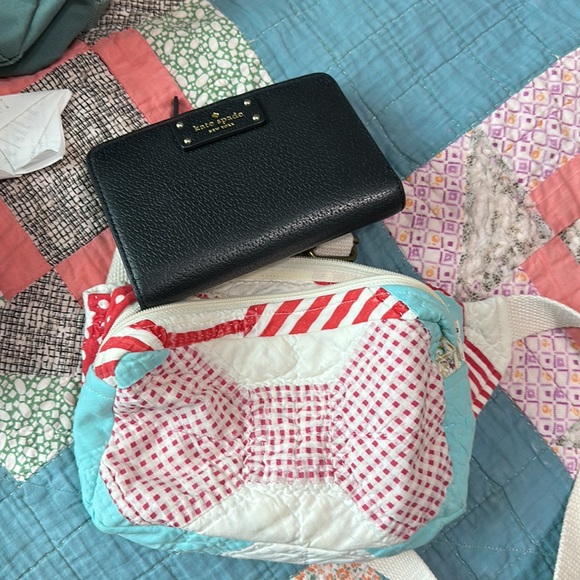 Anemone machine quilted Fanny pack/sling - Picture 6 of 6